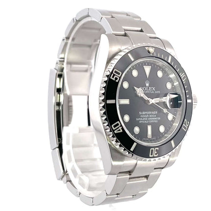 Rolex Submariner Date 116610LN Edelstahl Armbanduhr mit schwarzer Keramik-Lünette und schwarzem Zifferblatt, 40 mm Edelstahlgehäuse.