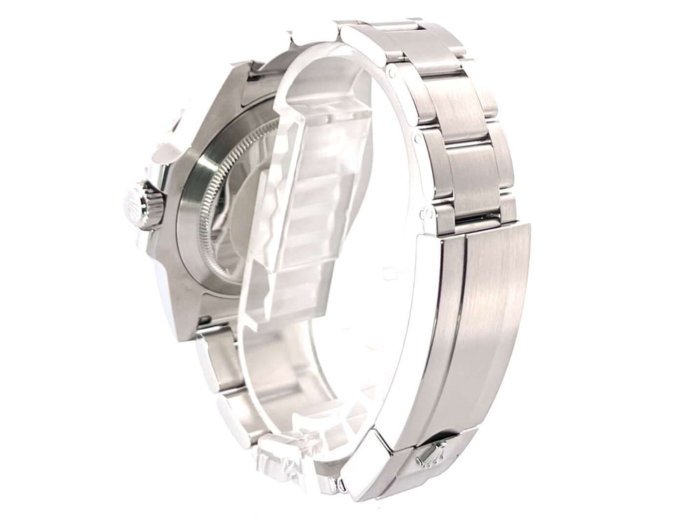 Rückseite des Rolex Submariner Date 116610LN Edelstahl, poliertes und satiniertes Oyster-Armband mit Sicherheitsfaltschließe sichtbar.