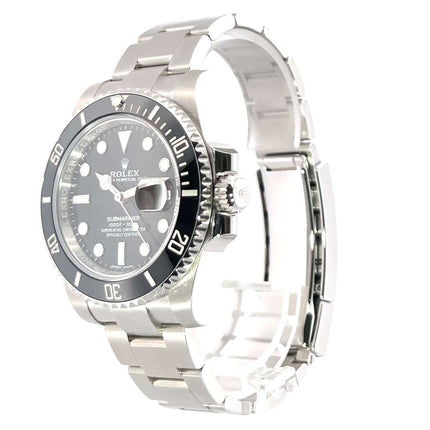 Rolex Submariner Date 116610LN Edelstahl Uhr mit schwarzer Keramik Lünette und Oyster Edelstahlband, aus dem Jahr 2020.