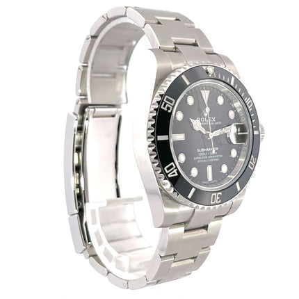 Rolex Submariner Date Ref. 116610LN Edelstahl aus 2020 mit schwarzem Zifferblatt, Keramik Lünette und Oyster Edelstahlband.