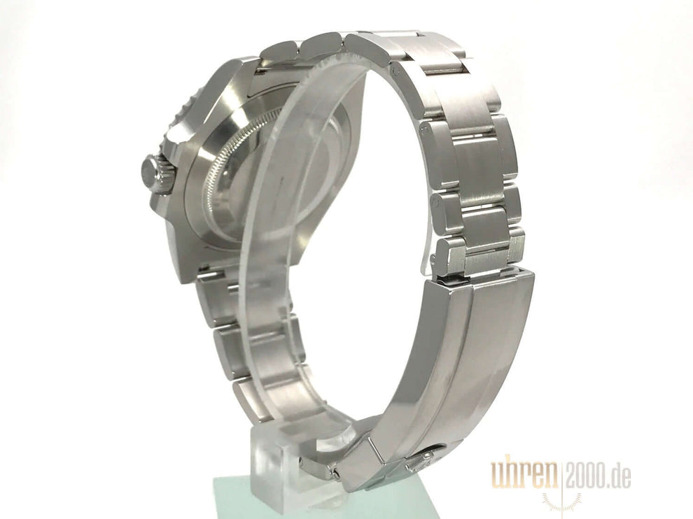 116610LV-2011-LC100-4