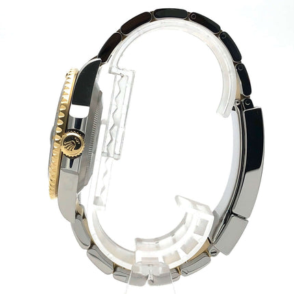 116613LN-o-2019-4quXUbqLY9baHG