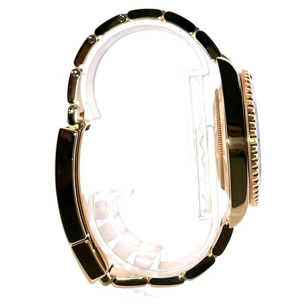 Seitliche Ansicht Rolex Submariner Date Gelbgold Ref. 116618LB aus 18 kt Gelbgold mit blauem Zifferblatt, Gehäusedurchmesser 40 mm