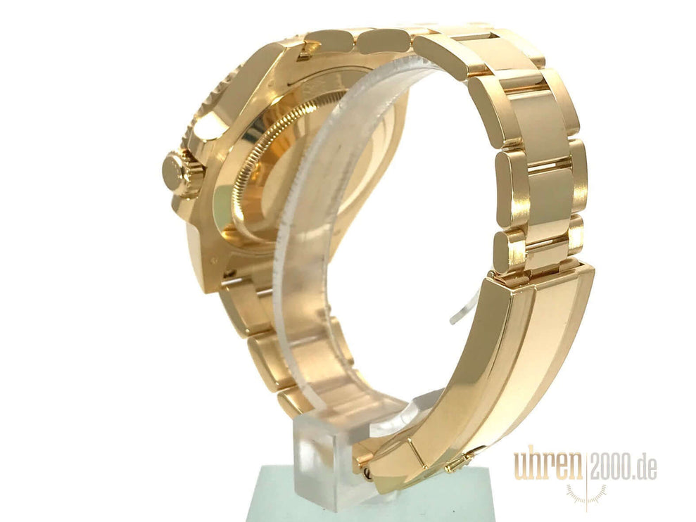 116618LN_2010_LC100_4