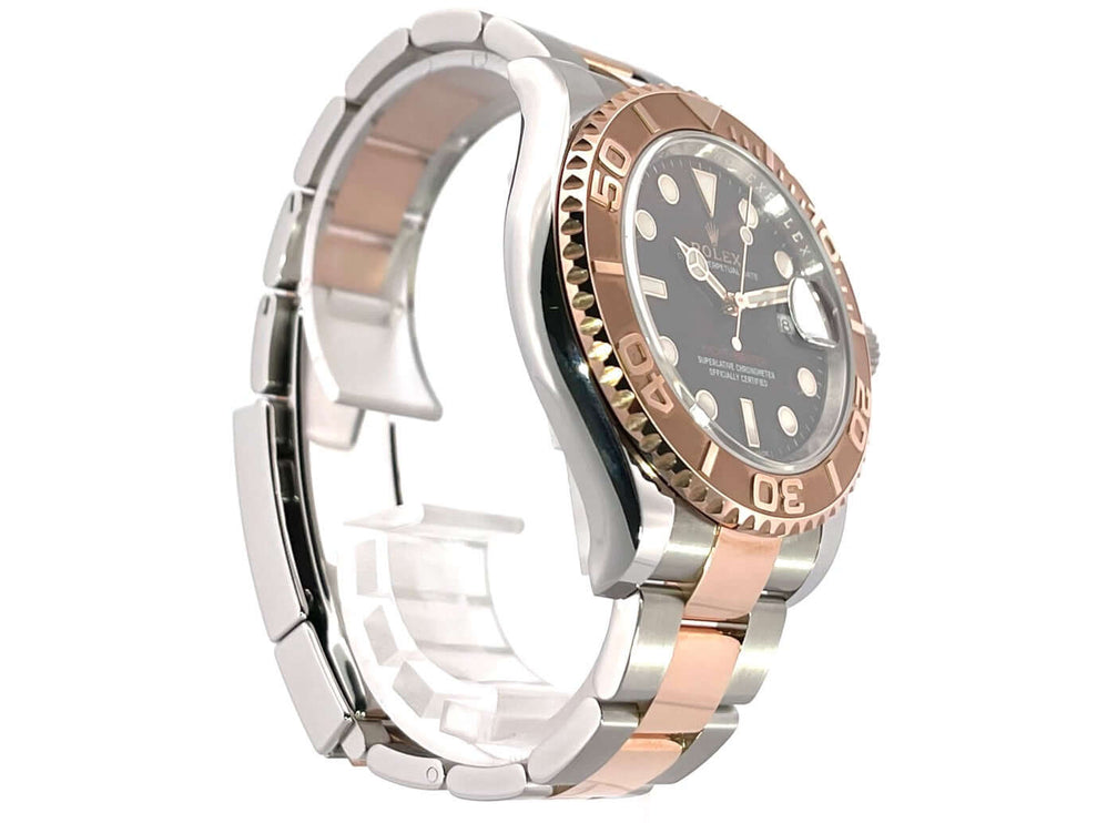 116621-schwarz-2021-3