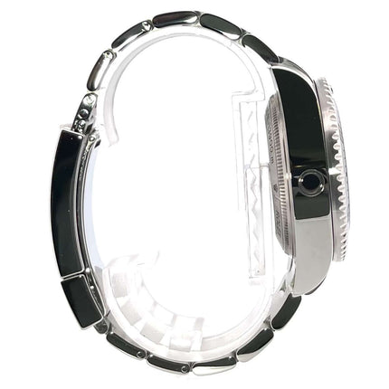Rolex Sea-Dweller Deepsea 116660 Seitenansicht, poliertes und satiniertes Edelstahlgehäuse, gezeigter Uhrenarmbandverschluss.