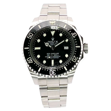 Rolex Sea-Dweller Deepsea 116660 aus Edelstahl mit schwarzem Zifferblatt und Leuchtindizes, 60 Minuten Lünette und Oyster Armband, Modell 2016