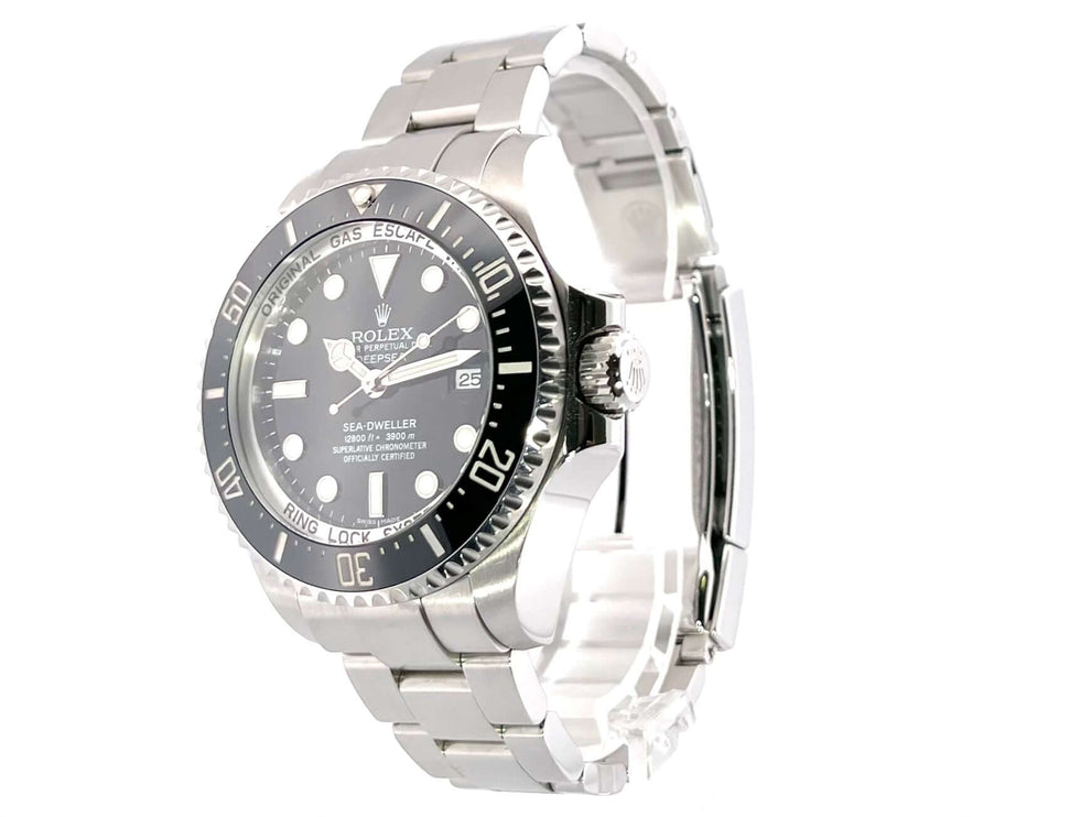 Rolex Sea-Dweller Deepsea 116660 aus Edelstahl mit schwarzem Zifferblatt und Keramiklünette, Oyster Edelstahl Armband, 2016 Modell.