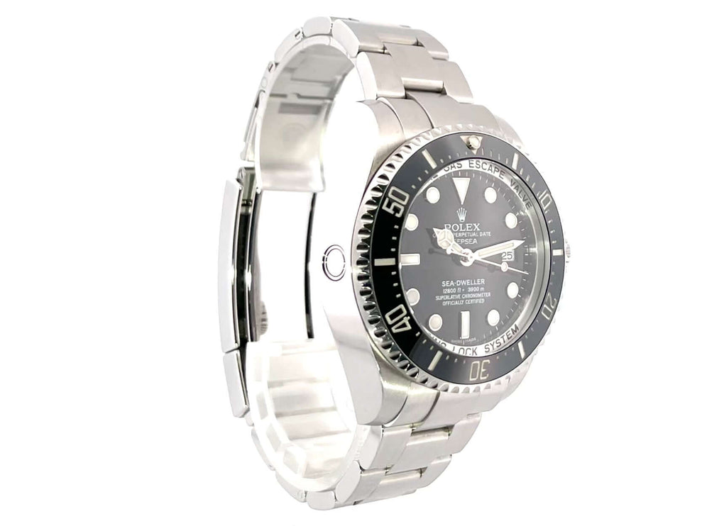 Rolex Sea-Dweller Deepsea 116660, 2016 Edition, poliertes und satiniertes Edelstahlgehäuse, schwarzes Zifferblatt mit Leuchtindizes und Leuchtpunkten