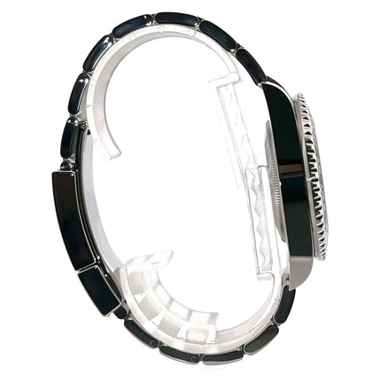 Rolex GMT Master II Edelstahl 116710BLNR Seitenansicht mit schwarz-blauem Keramikeinsatz und poliertem Edelstahlarmband