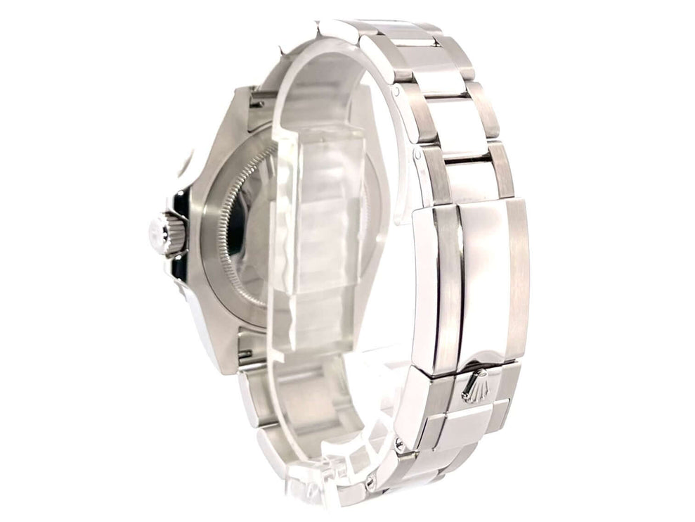 Rückansicht der Rolex GMT-Master II Edelstahl 116710LN mit poliertem und satiniertem Edelstahlband und Sicherheitsfaltschließe.