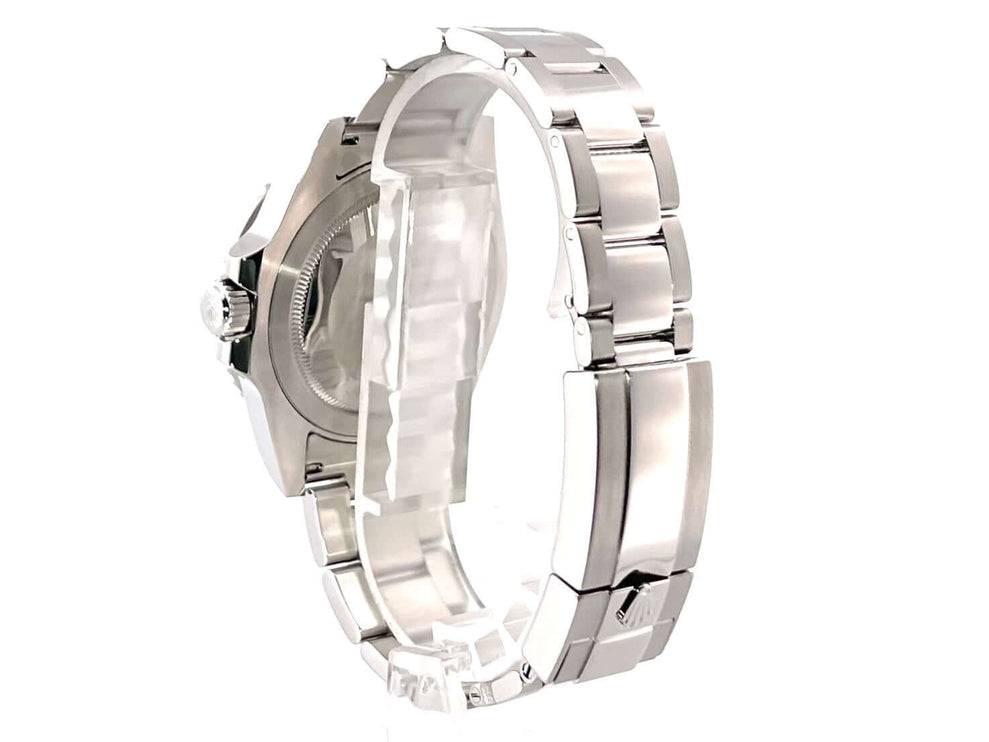 Rückseite des Rolex GMT-Master II Edelstahl 116710LN mit poliertem und satiniertem Oysterband und Sicherheitsfaltschließe.