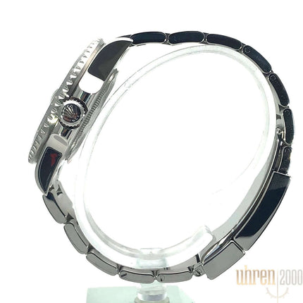 116710LN-2013-5200-4