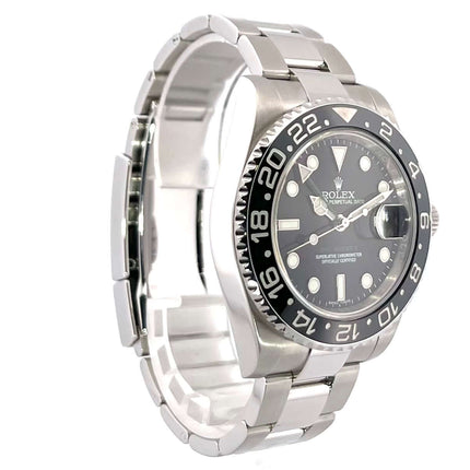 Rolex GMT-Master II Edelstahl 116710LN, schwarze Keramiklünette, 2015, Edelstahlband, schwarzes Zifferblatt mit Leuchtindizes.