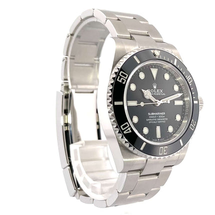 Rolex Submariner 124060 No Date, Edelstahlgehäuse, schwarze Keramik Lünette, Oyster Edelstahlband, 41 mm Durchmesser, 2021 Modell