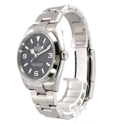 Rolex Explorer 36 Edelstahl Ref. 124270, schwarzes Zifferblatt, Oyster Armband, poliertes und satiniertes Gehäuse, Luxusuhr 2021.