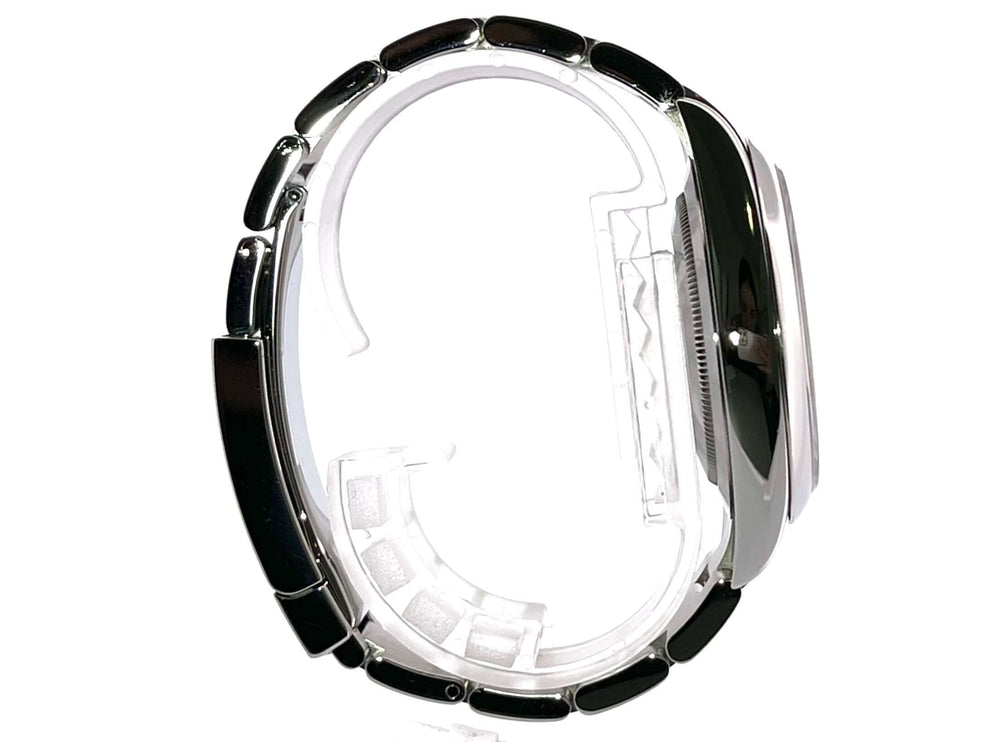 124300-schwarz-2021-6