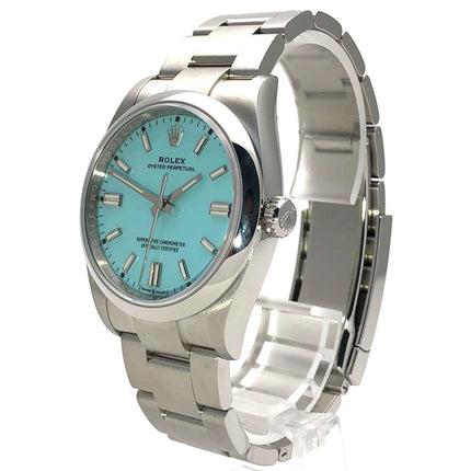 126000-tiffany-3roxqgB3k2IBpQ