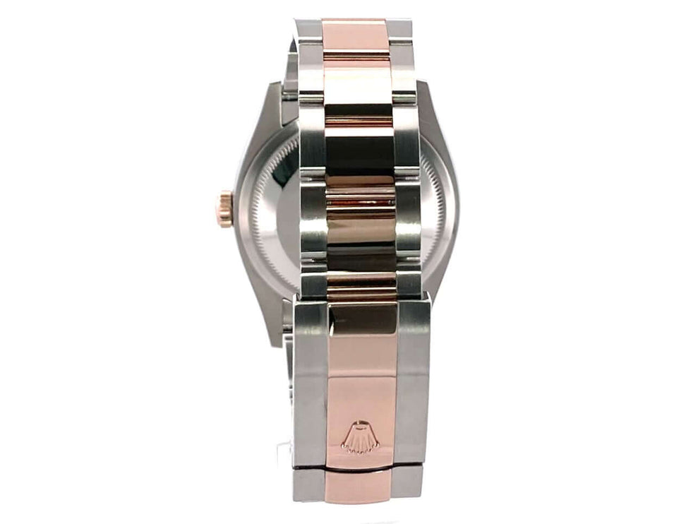 Rückansicht der Rolex Datejust 36 Oystersteel Everose-Gold 126231 mit Edelstahl- und Goldarmband, poliert und satiniert, 2021 Modell