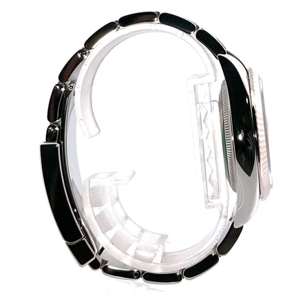 Rolex Datejust 36 aus Oystersteel und Weißgold, Seitenansicht des Edelstahlarmbands und 36 mm Gehäuses, Ref. 126234 aus 2021