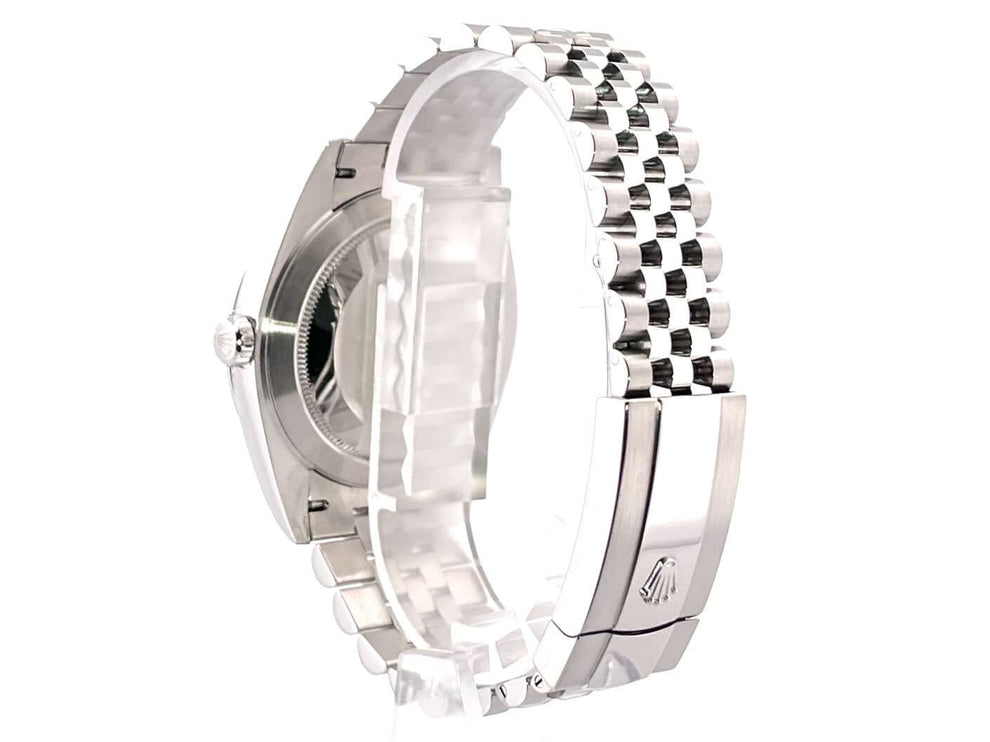 Rückansicht der Rolex Datejust 41 Edelstahl 126300 mit poliertem und satiniertem Jubile-Edelstahlband und Faltschließe.
