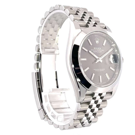 Rolex Datejust 41 Edelstahl 126300 mit Rhodium Zifferblatt und Jubilä-Band aus Edelstahl, polierte Lünette, Automatikwerk, Modell aus 2019