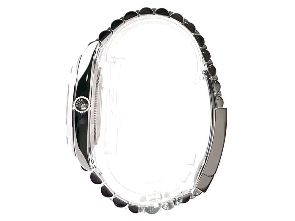 Rolex Datejust 41 Edelstahl 126300 Seitenansicht mit poliertem Edelstahlgehäuse und Jubile-Armband