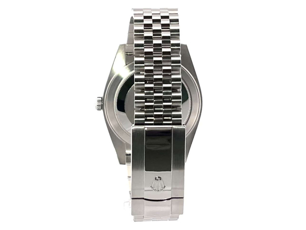 Rückseite der Rolex Datejust 41 Edelstahl 126300 mit poliertem und satiniertem Jubile-Armband und Faltschließe.