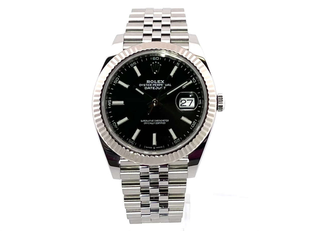 Rolex Datejust 41 Edelstahl 126300 Schwarz mit Jubile-Band, polierter Edelstahl-Lünette und schwarzem Zifferblatt.