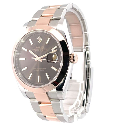 Rolex Datejust 41 Edelstahl Everose-Gold Ref. 126301 Choco, Oyster-Armband, 18 kt Everose-Gold-Lünette und schokoladenfarbenes Zifferblatt.
