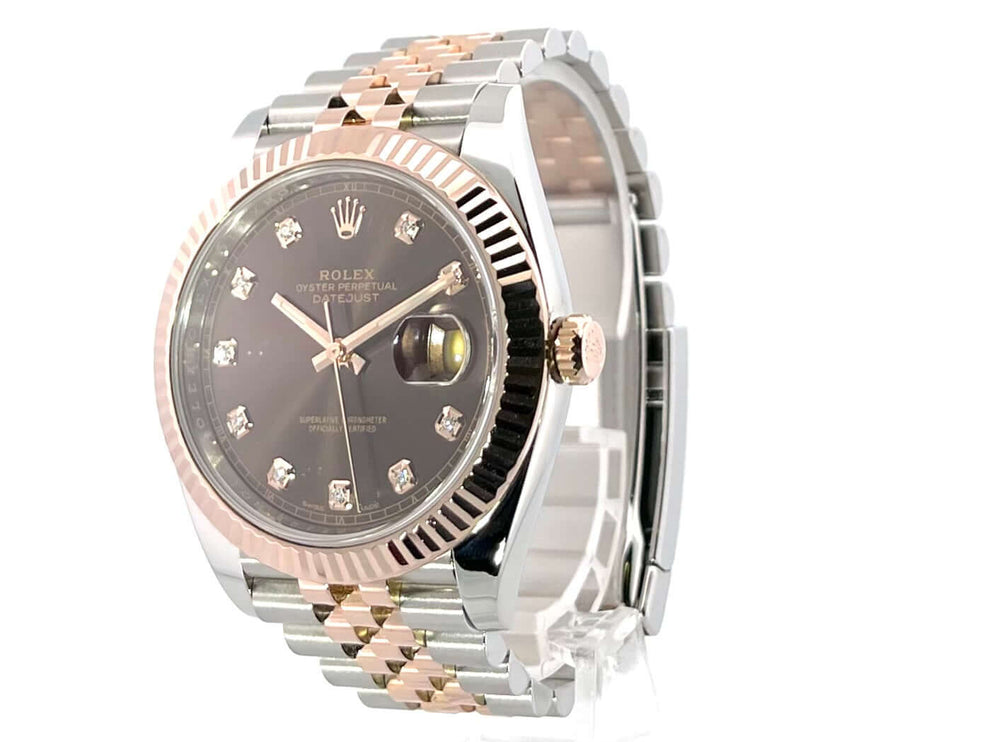 Rolex Datejust 41 Edelstahl Everose-Gold 126331 mit Schokoladenfarbenem Diamantzifferblatt und Jubile-Band.