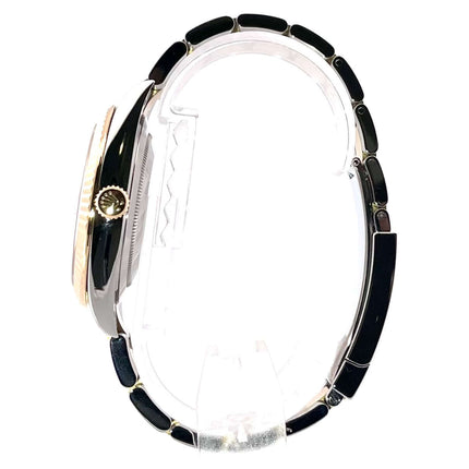 Rolex Datejust 41 Edelstahl Gelbgold 126333 Seitenansicht mit Oyster Armband und geriffelter Gelbgold Lünette