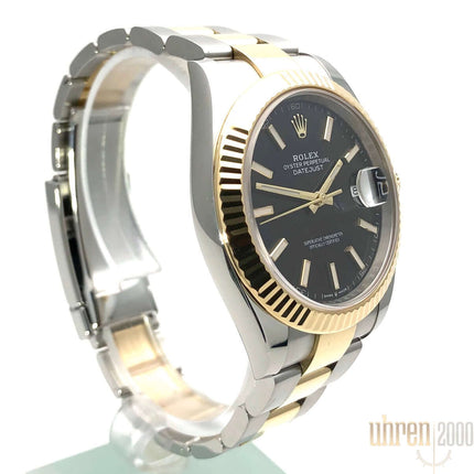 126333-schwarz-2019-2