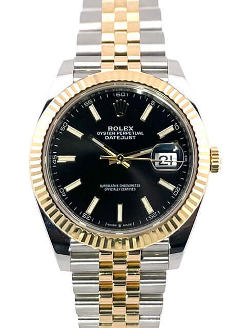 Rolex Datejust 41 Edelstahl Gelbgold 126333 mit schwarzem Zifferblatt und Jubile-Band aus Edelstahl und 18 kt Gelbgold.