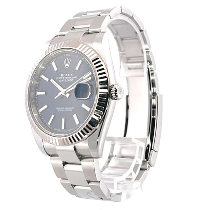 Rolex Datejust 41 Edelstahl Weißgold 126334 mit blauem Zifferblatt, Oyster-Band und 18 kt Weißgold Lünette, Automatikwerk und Datumsanzeige