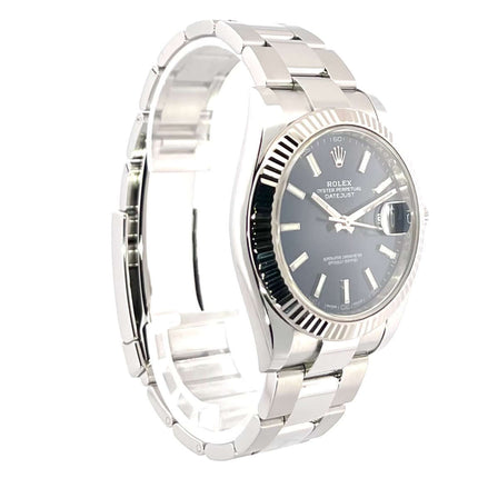 Rolex Datejust 41 Edelstahl Weißgold 126334 mit blauem Zifferblatt und Oyster-Band, luxuriöse Uhr aus 2017 im polierten Edelstahlgehäuse