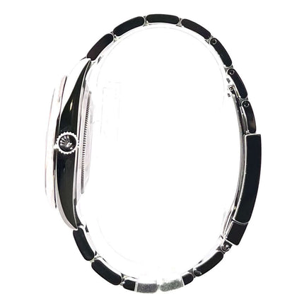 Seitenansicht der Rolex Datejust 41 Edelstahl Weißgold 126334 mit Oyster-Band aus poliertem und satiniertem Edelstahl, Gehäusedurchmesser 41 mm