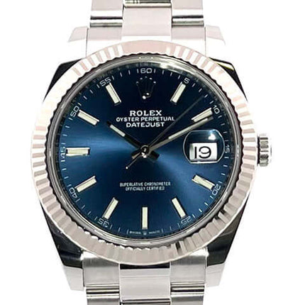 Rolex Datejust 41 Edelstahl Weißgold Ref. 126334 mit blauem Zifferblatt, Oysterband und Datumsanzeige, poliertes und satiniertes Design