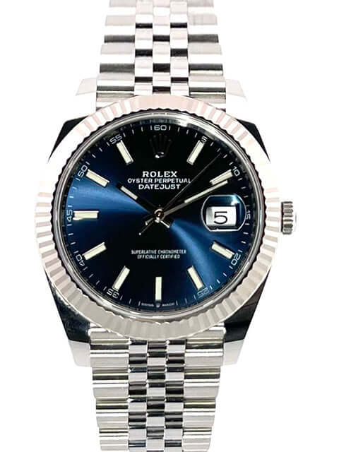Rolex Datejust 41 Edelstahl Weißgold 126334 mit blauem Zifferblatt und Jubile-Band, aus 2020.