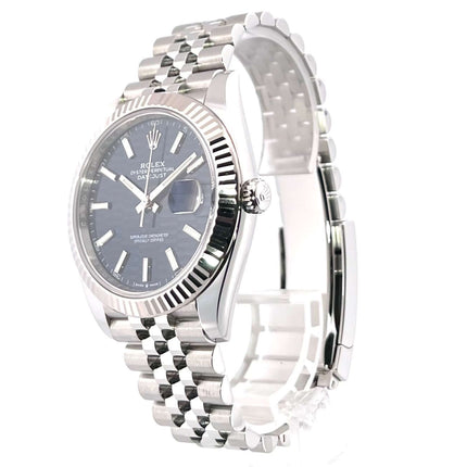 Rolex Datejust 41 Edelstahl Weißgold 126334 mit blauem Zifferblatt und Jubile-Armband