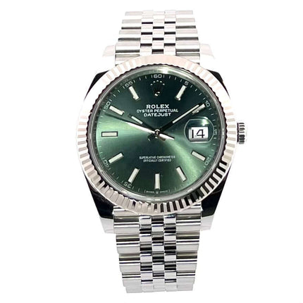Rolex Datejust 41 Edelstahl Weißgold 126334 Mint Green Zifferblatt mit Jubile-Band, poliertes und satiniertes Edelstahlgehäuse und Lünette.