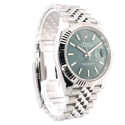 Rolex Datejust 41 Edelstahl Weißgold 126334 mit mintgrünem Zifferblatt und Jubile-Armband.