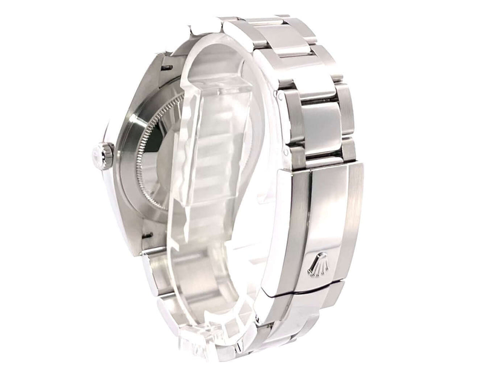 Rückseite des Rolex Datejust 41 Edelstahl Weißgold 126334 Rhodium, poliertes und satiniertes Oyster-Armband, detailreiche Ansicht der Faltschließe.
