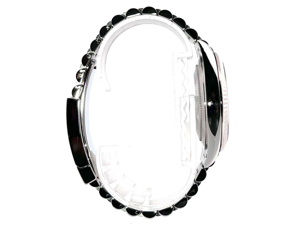 Seitenansicht der Rolex Datejust 41 Ref. 126334 Edelstahl Weißgold mit Jubile-Band und rhodiumfarbenem Zifferblatt