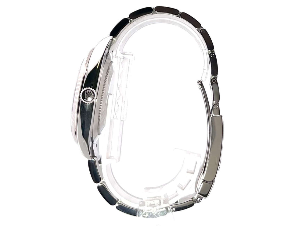 Profilansicht Rolex Datejust 41 Ref. 126334, Edelstahlgehäuse und Oyster-Armband, poliert und satiniert