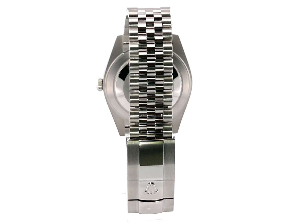 Rückansicht des Rolex Datejust 41 Edelstahl Weißgold 126334 mit Jubile-Armband und Faltschließe.