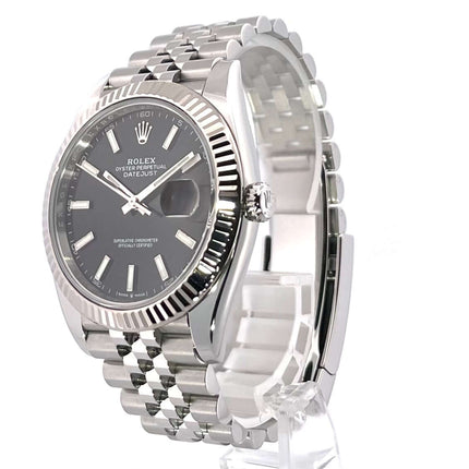 Rolex Datejust 41 Edelstahl Weißgold 126334 mit schwarzem Zifferblatt und Jubile-Band aus Edelstahl, Modell aus 2022