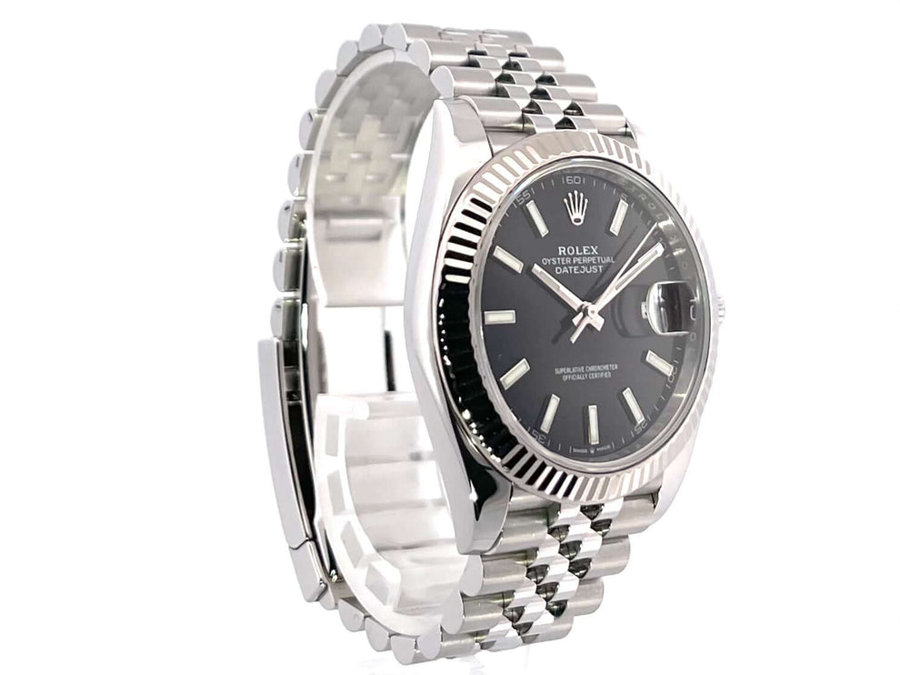 Rolex Datejust 41 Edelstahl Weißgold 126334 mit schwarz Zifferblatt und Jubile-Band aus Edelstahl, 18 kt Weißgold Lünette, 41 mm Gehäuse.