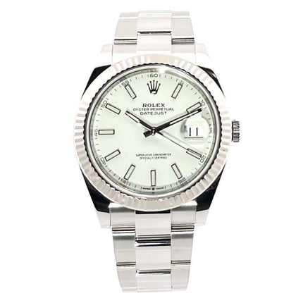 Rolex Datejust 41 Ref. 126334 Edelstahl/Weißgold Weißes Zifferblatt, 41 mm Gehäuse, Oyster-Band aus Edelstahl, 18 kt Weißgold Lünette, Automatikwerk.