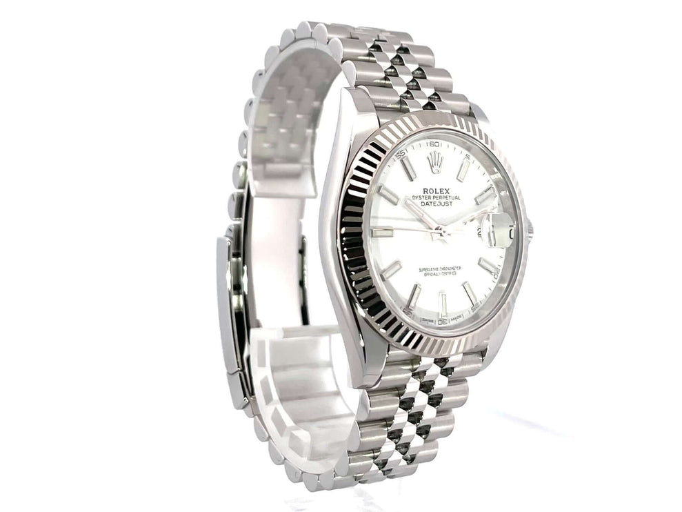 Rolex Datejust 41 Edelstahl Weißgold 126334 mit weißem Zifferblatt und Jubile-Edelstahlband, poliert und satiniert, 41 mm Gehäusedurchmesser